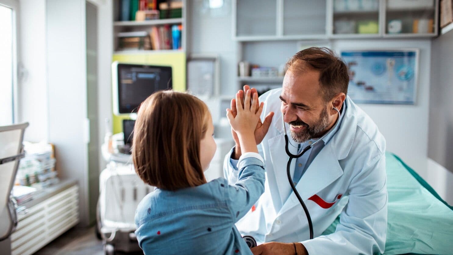 Suivi médical de l'enfant au Luxembourg : vaccins, médecin référent et dépistages